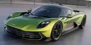Premiere des Aston Martin Valhalla (2024)